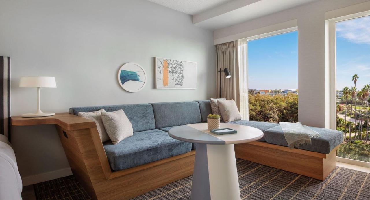 The Pierside 4*